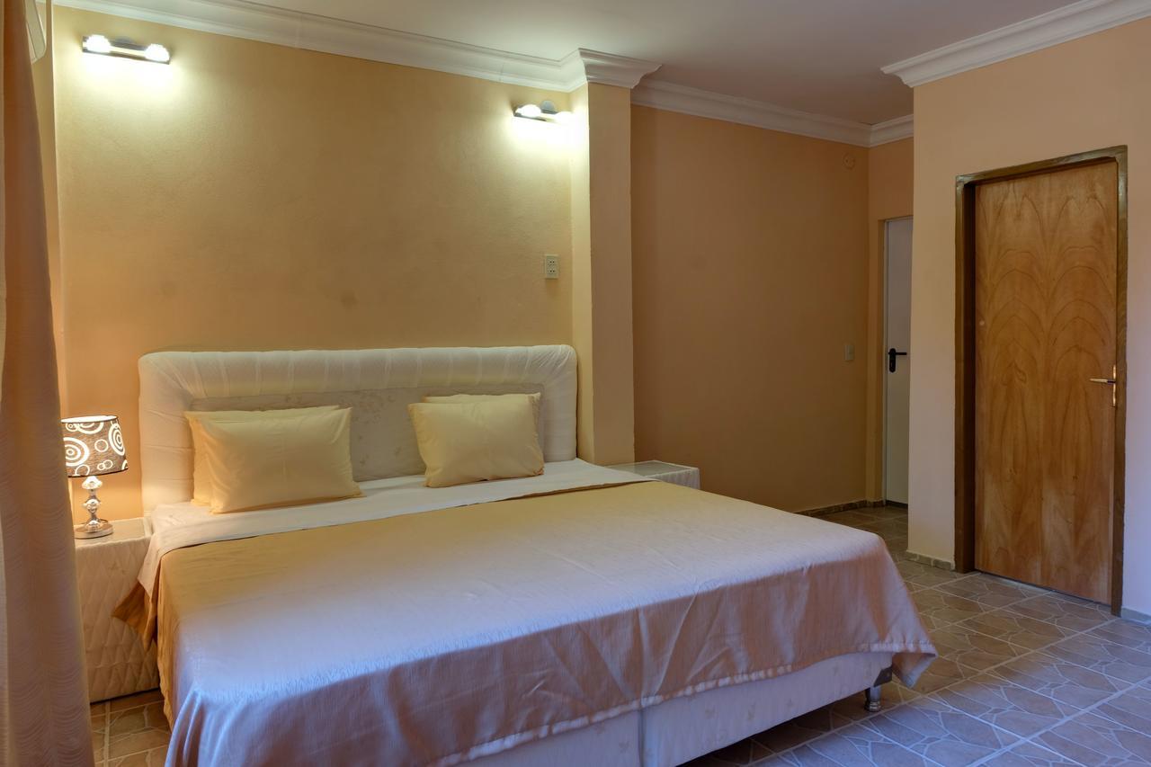 Hotel Индепенденсия Экстерьер фото
